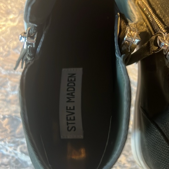 Steve Madden wedge Camo ankle boots - Picture 7 of 9